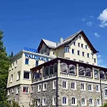 Hotel Waldhaus Am 3*