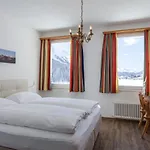 Hotel Waldhaus Am 3*